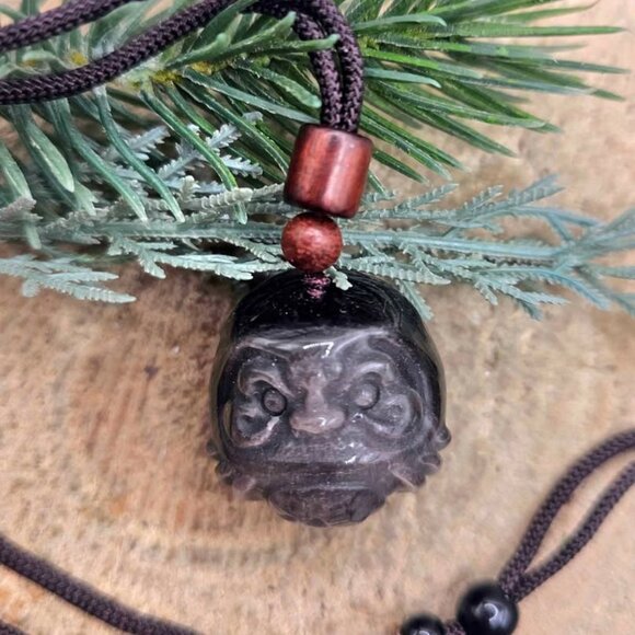Nature Silver Obsidian Cat Eye Flash Daruma Doll Pendant Necklace - Picture 6 of 10